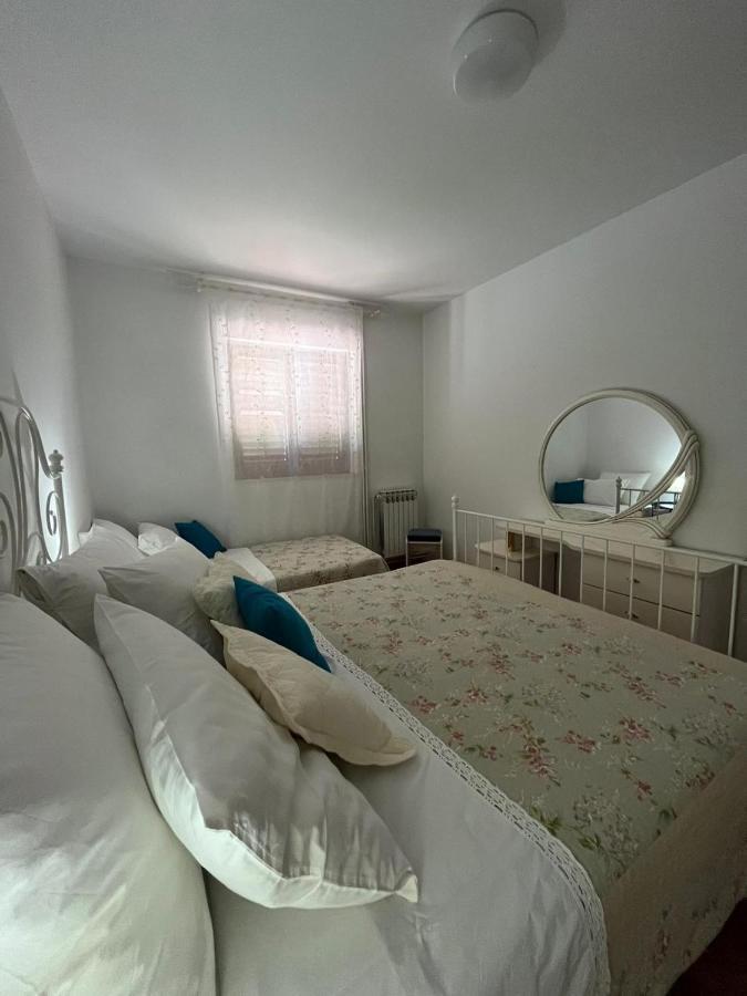 Apartman With Swimming Pool